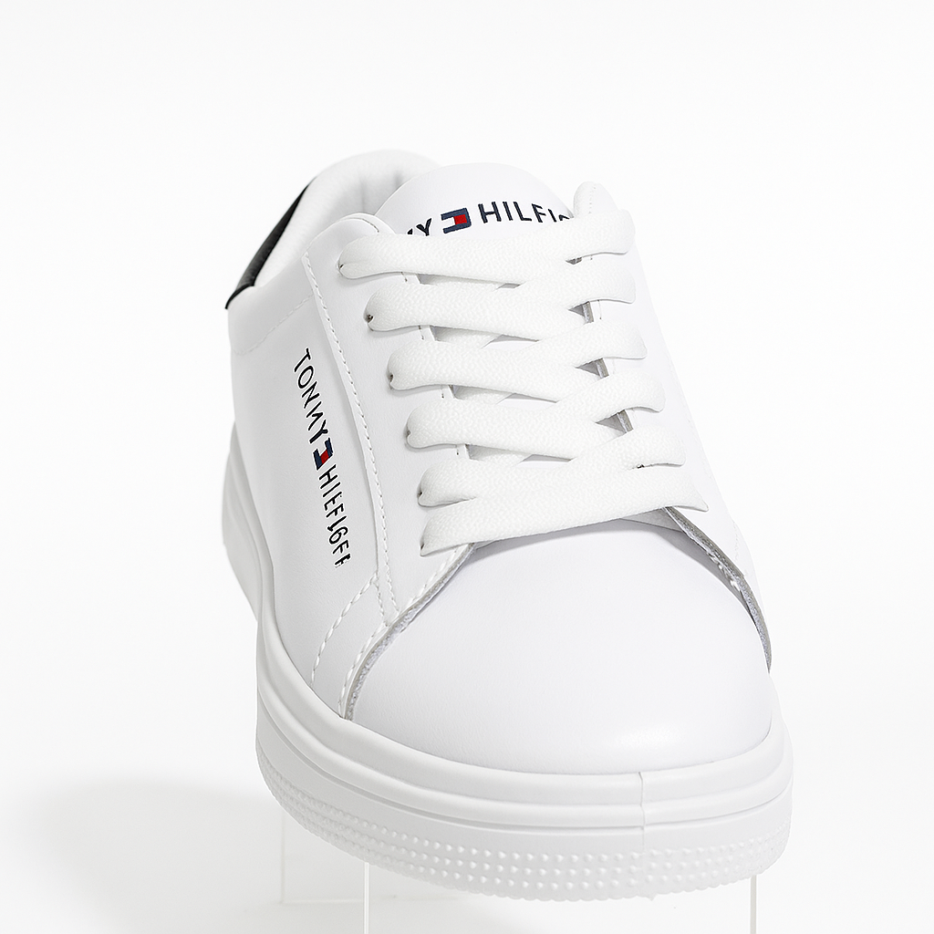 حذاء رياضي تومي هيلفيغر بريكون سيجنتشر باللون الأبيض 159516