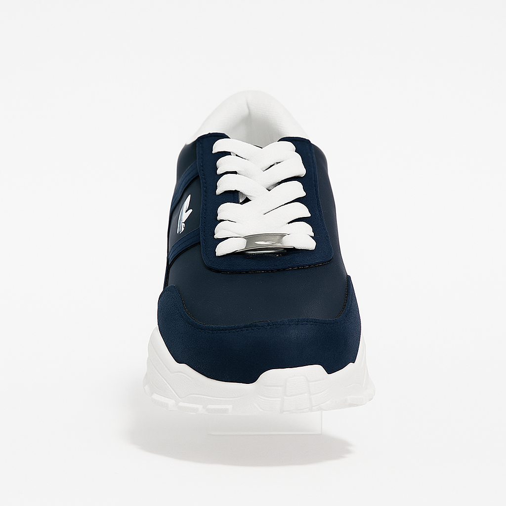 حذاء رياضي أديداس. 8524