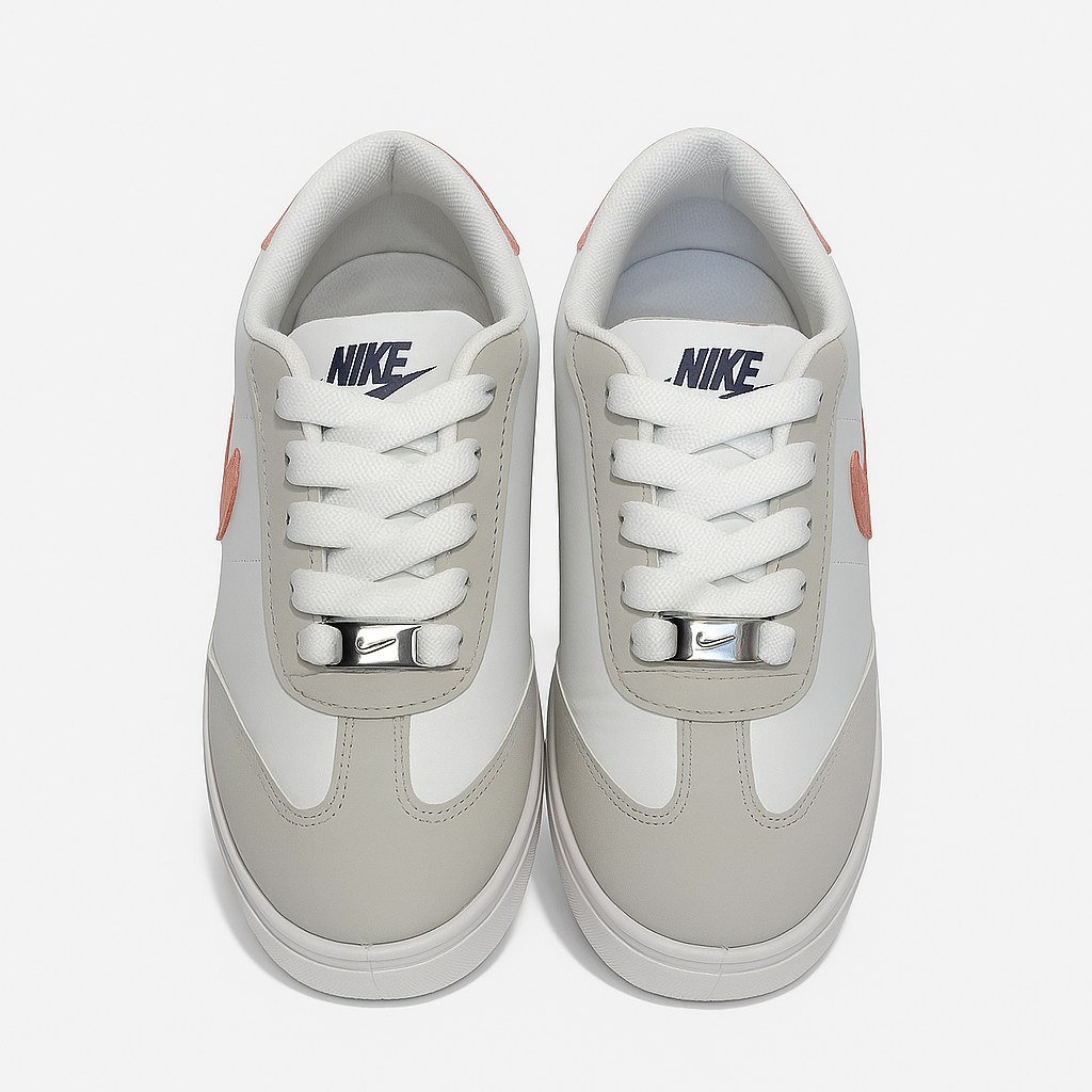 حذاء رياضي أبيض ووردي بنعل سميك. 36886