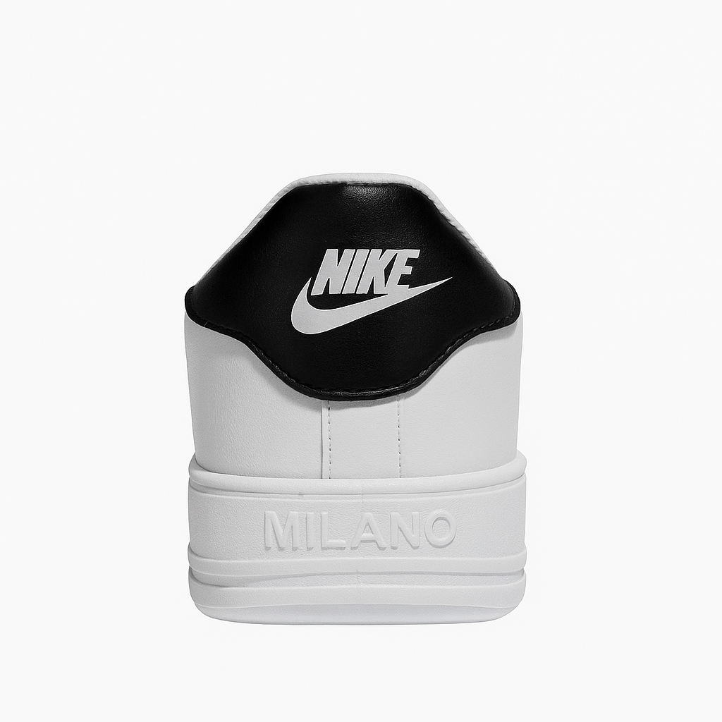 حذاء نايكي رياضي باللونين الأبيض والأسود 36989