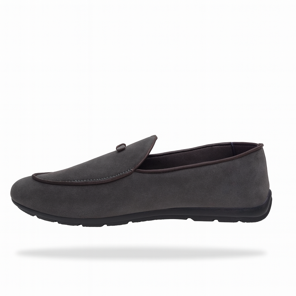 حذاء لوفر من جلد الغزال الرمادي. 4991