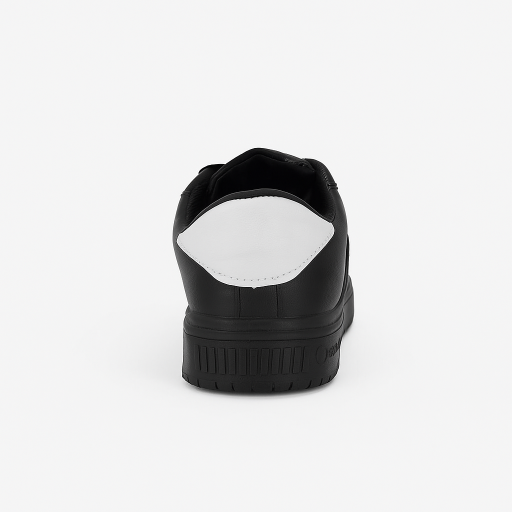 حذاء رياضي جلدي أسود. 152057