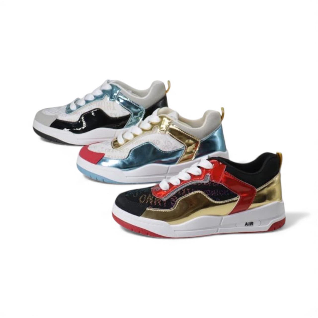 حذاء رياضي نسائي بلمسات معدنية 152037